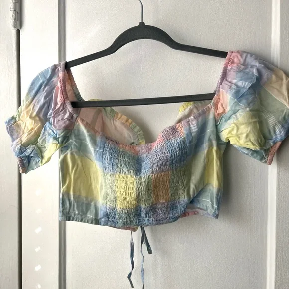 NWOT Lovers & Friends Top - Picture 3 of 3